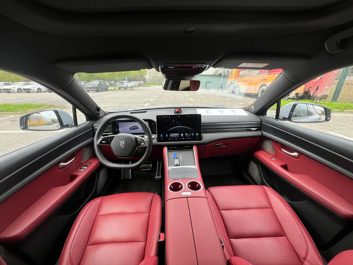 2025 AITO AITO M5 1.5T 152HP L4 REEV 42KWH,autocango,china used car exporter,china ev exporter,chinese used car exporter,chinese used ev exporter