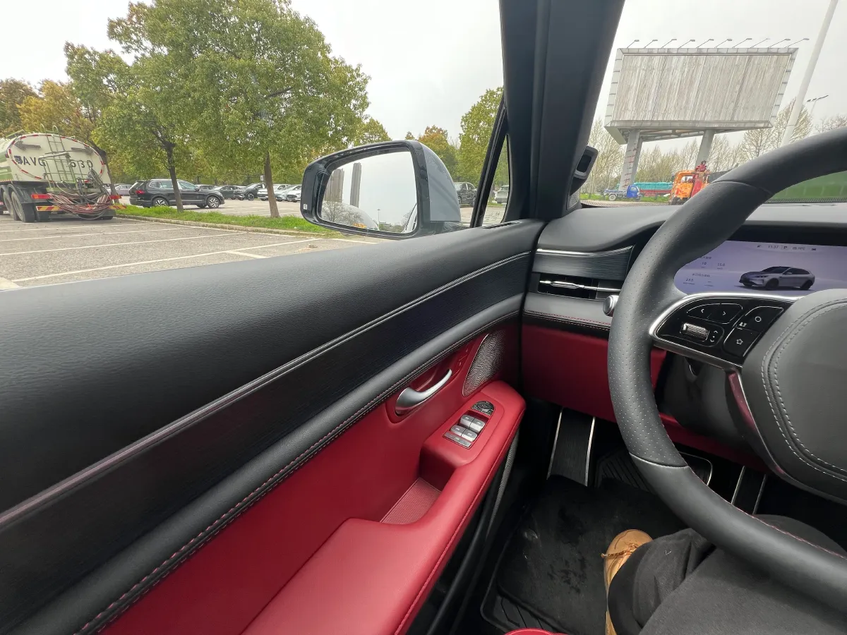 2025 AITO AITO M5 1.5T 152HP L4 REEV 42KWH,autocango,china used car exporter,china ev exporter,chinese used car exporter,chinese used ev exporter