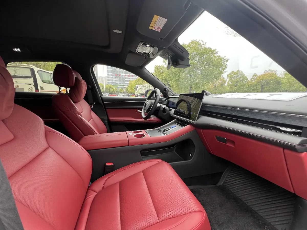 2025 AITO AITO M5 1.5T 152HP L4 REEV 42KWH,autocango,china used car exporter,china ev exporter,chinese used car exporter,chinese used ev exporter