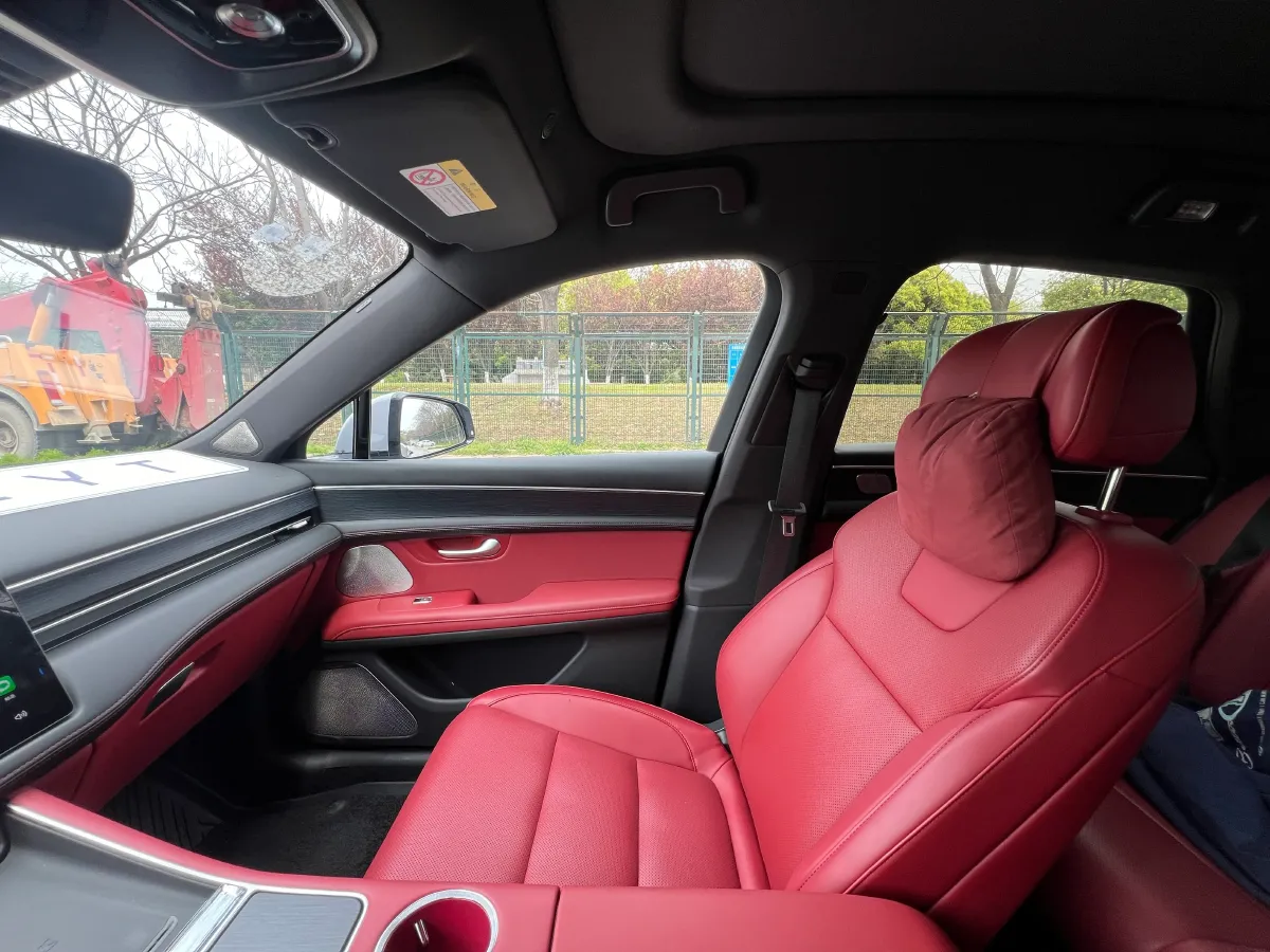 2025 AITO AITO M5 1.5T 152HP L4 REEV 42KWH,autocango,china used car exporter,china ev exporter,chinese used car exporter,chinese used ev exporter