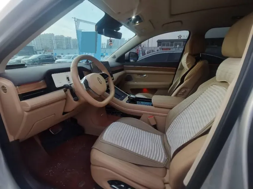 2024 AITO AITO M7 1.5T 152HP L4 REEV 40KWH,autocango,china used car exporter,china ev exporter,chinese used car exporter,chinese used ev exporter