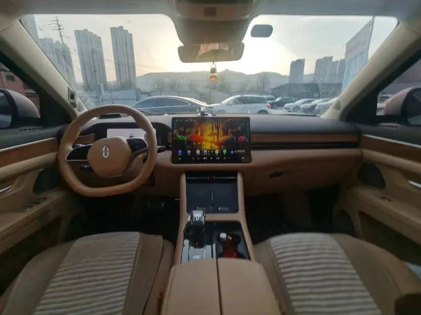 2024 AITO AITO M7 1.5T 152HP L4 REEV 40KWH,autocango,china used car exporter,china ev exporter,chinese used car exporter,chinese used ev exporter