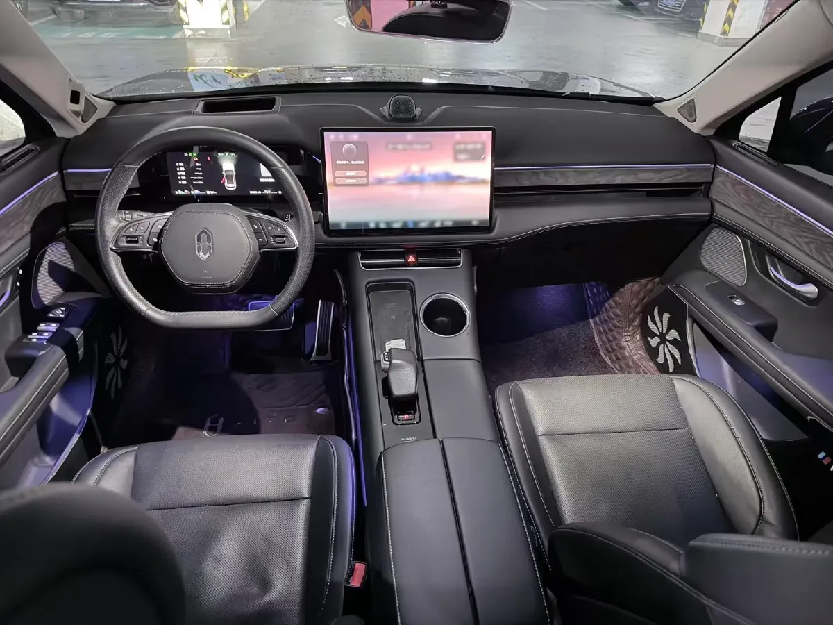 2022 Isuzu Mu-X 2.0T 220HP L4 8AT,autocango,china used car exporter,china ev exporter,chinese used car exporter,chinese used ev exporter