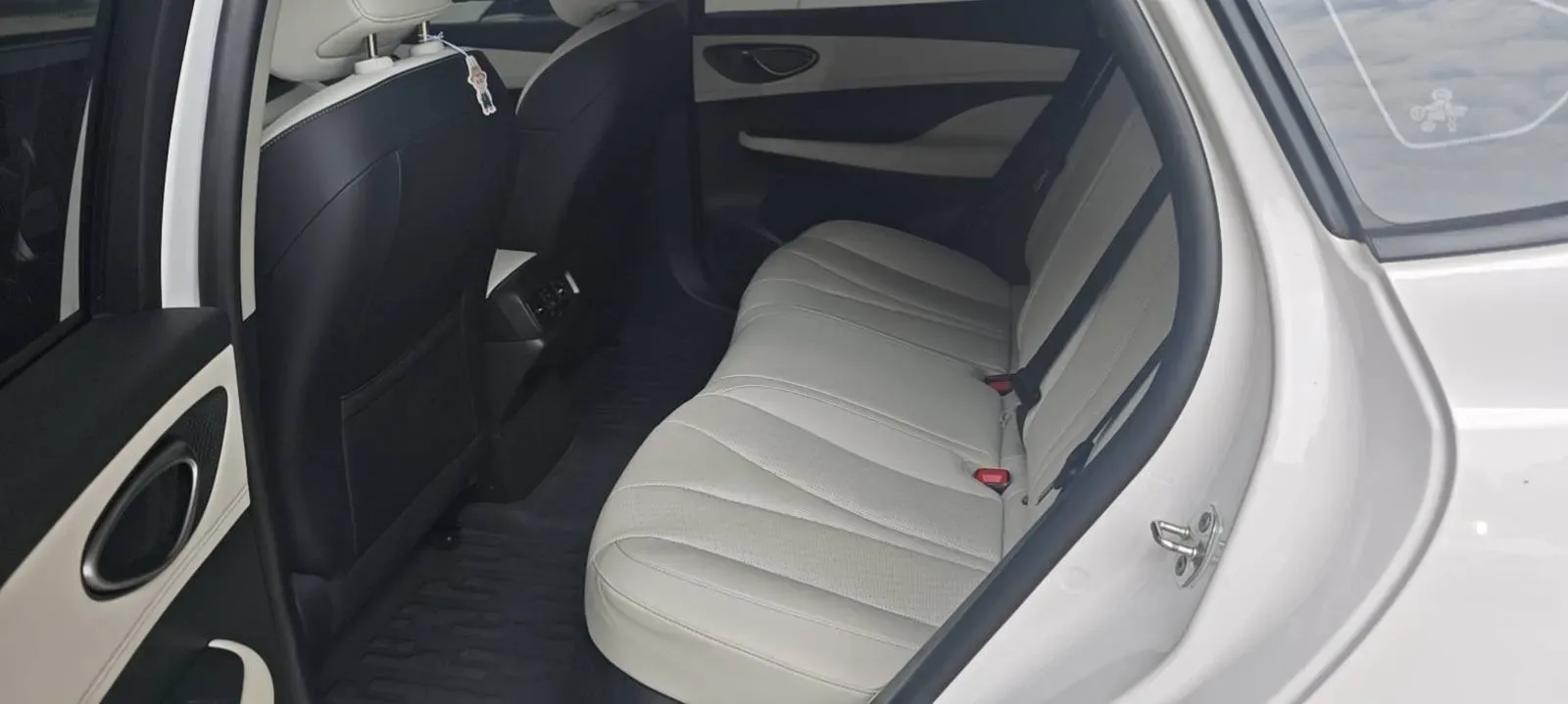 2025 BYD Seal05 DM-i 1.5L 101HP L4 E-CVT PHEV 7.68KWH,autocango,china used car exporter,china ev exporter,chinese used car exporter,chinese used ev exporter