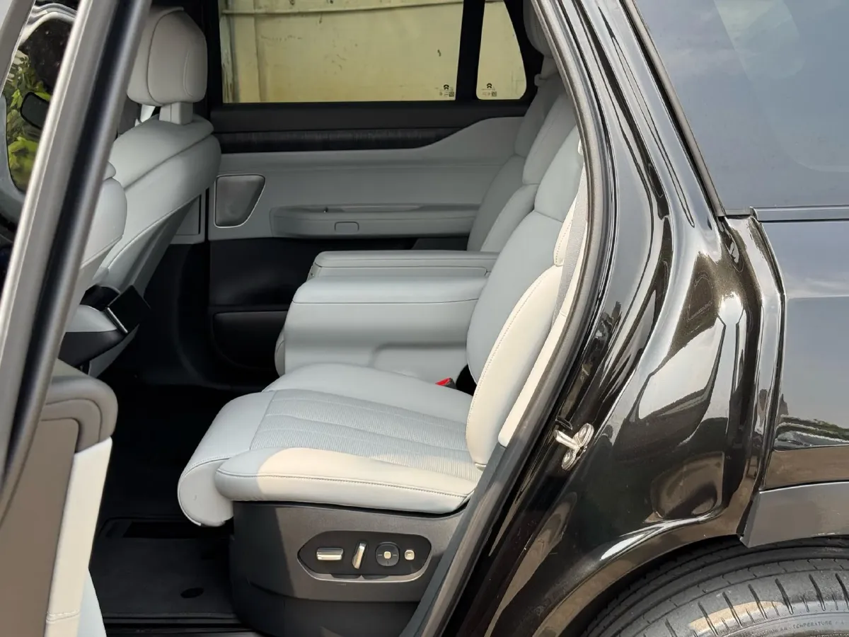 2024 NIO ES8 BEV 75KWH,autocango,china used car exporter,china ev exporter,chinese used car exporter,chinese used ev exporter