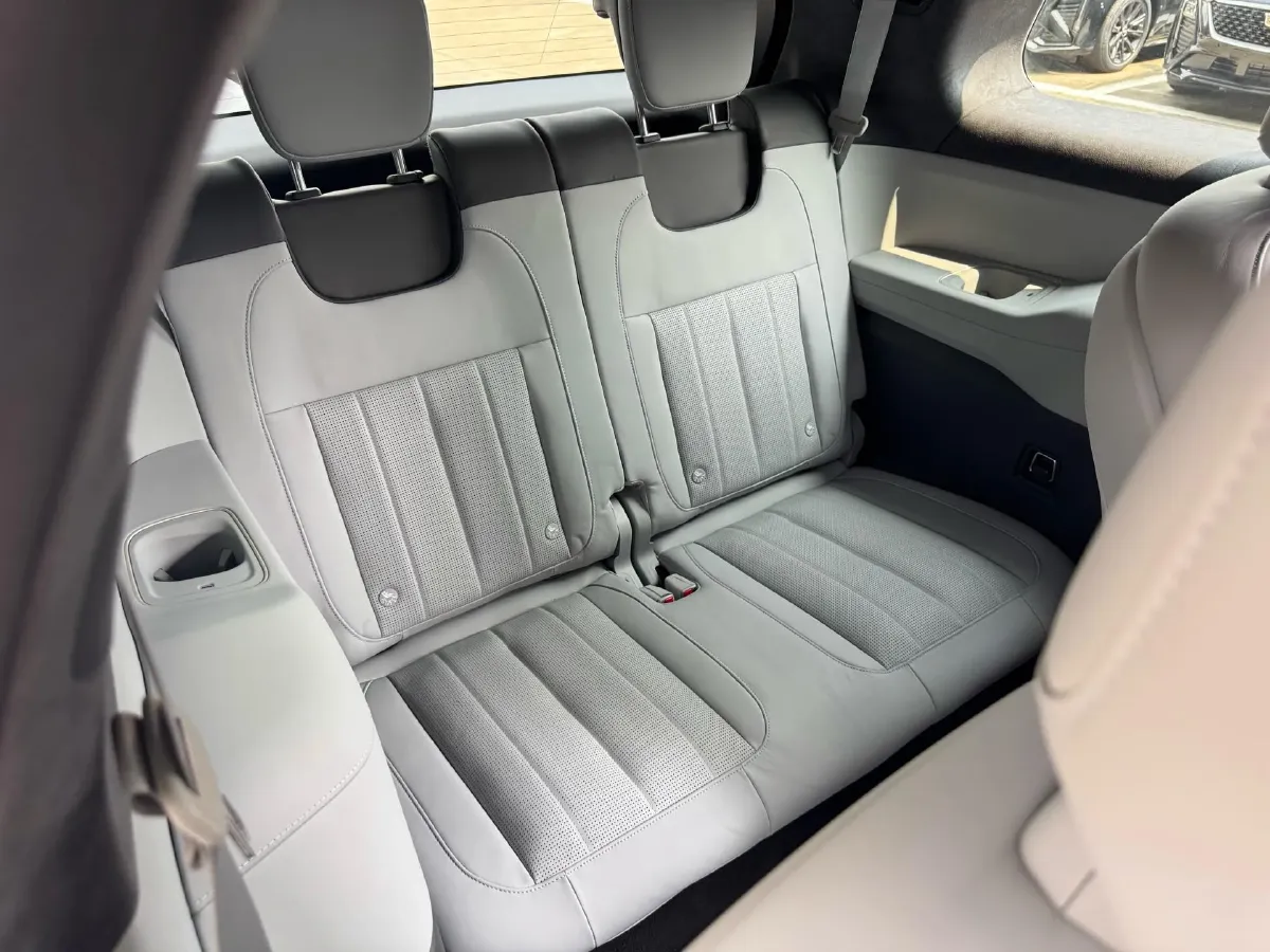 2024 NIO ES8 BEV 75KWH,autocango,china used car exporter,china ev exporter,chinese used car exporter,chinese used ev exporter