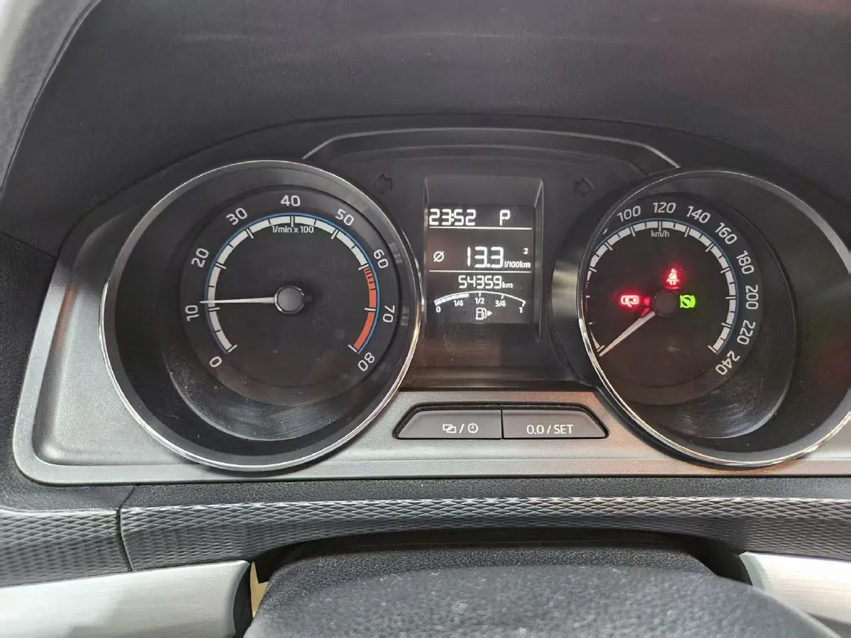 2023 Skoda Kamiq 1.5L 109HP L4 6AT,autocango,china used car exporter,china ev exporter,chinese used car exporter,chinese used ev exporter