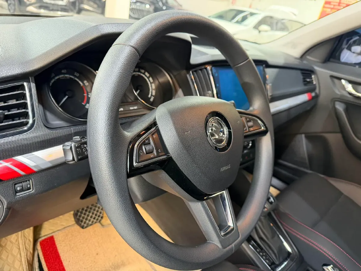 2023 Skoda Kamiq 1.5L 109HP L4 6AT,autocango,china used car exporter,china ev exporter,chinese used car exporter,chinese used ev exporter