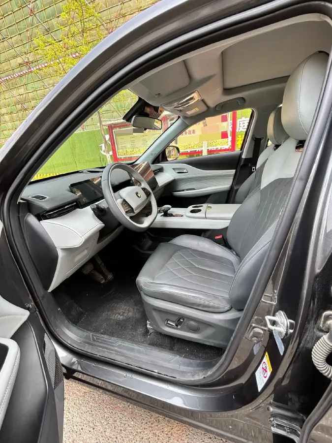 2024 ChangAn UNI-Z 1.5L 98HP L4 E-CVT PHEV 18.4KWH,autocango,china used car exporter,china ev exporter,chinese used car exporter,chinese used ev exporter