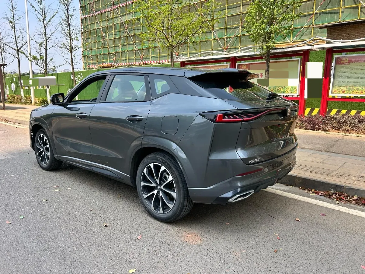 2024 ChangAn UNI-Z 1.5L 98HP L4 E-CVT PHEV 18.4KWH,autocango,china used car exporter,china ev exporter,chinese used car exporter,chinese used ev exporter