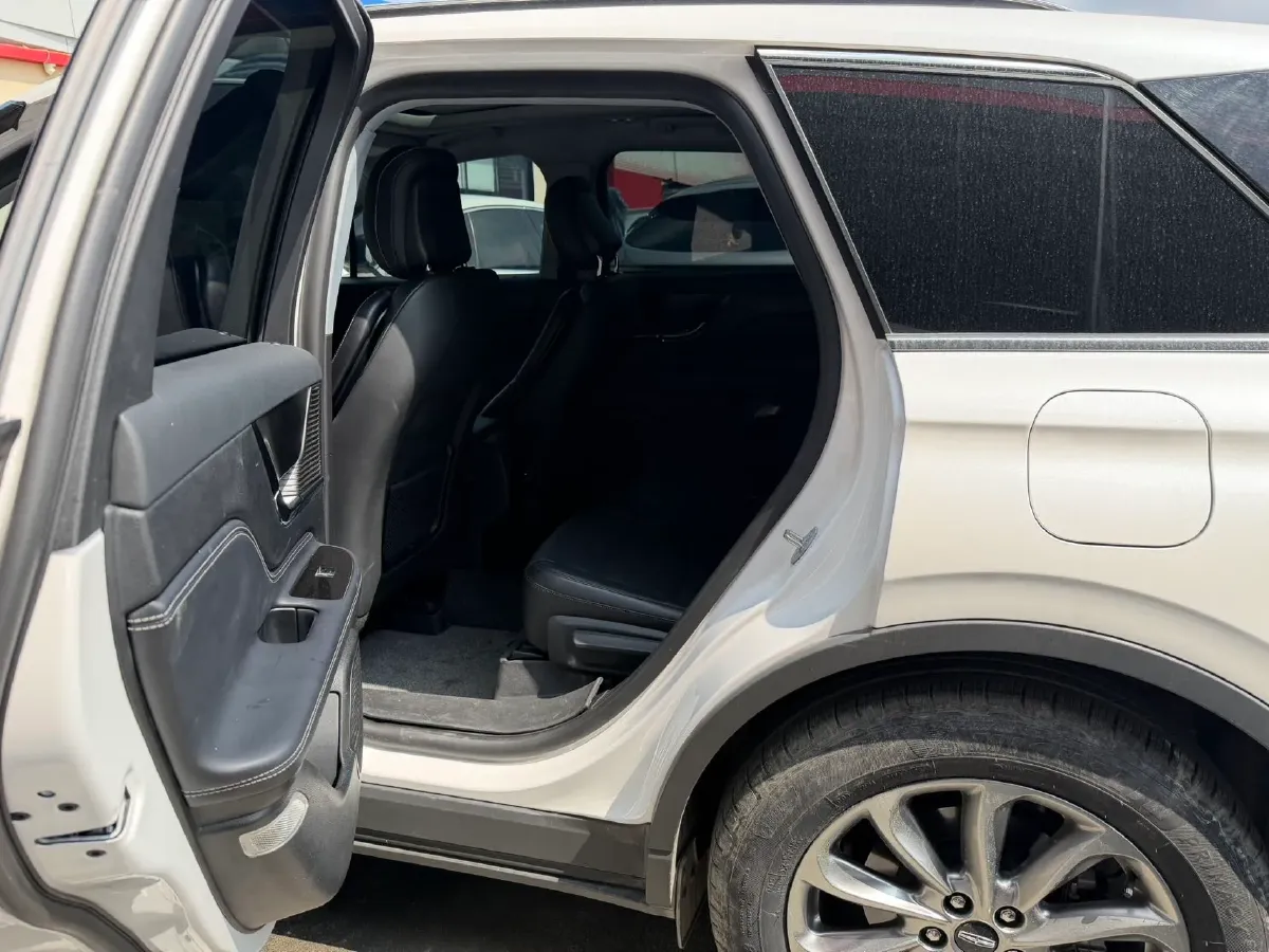 2020 Lincoln Corsair 2.0T 245HP L4 8AT,autocango,china used car exporter,china ev exporter,chinese used car exporter,chinese used ev exporter