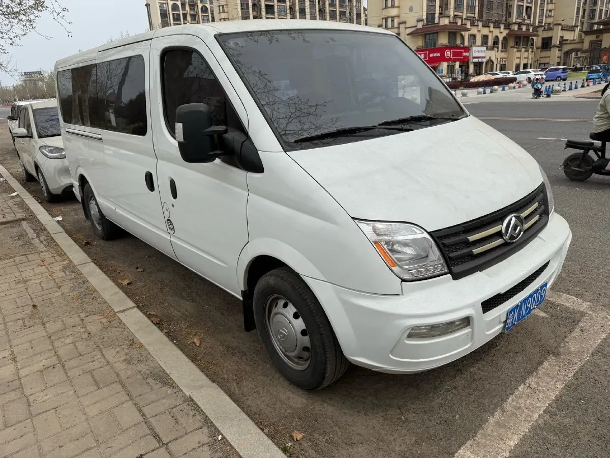 2023 MAXUS XinTu V80 2.0T 127HP L4 6MT,autocango,china used car exporter,china ev exporter,chinese used car exporter,chinese used ev exporter