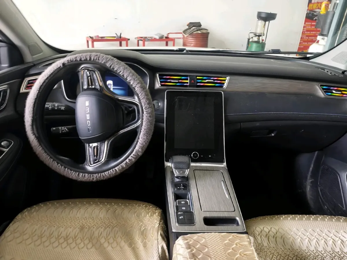 2023 Roewe RX5 1.5T 181HP L4 7DCT,autocango,china used car exporter,china ev exporter,chinese used car exporter,chinese used ev exporter