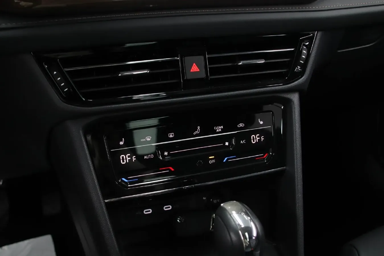 2021 Volkswagen Tharu 1.4T 150HP L4 7DCT,autocango,china used car exporter,china ev exporter,chinese used car exporter,chinese used ev exporter