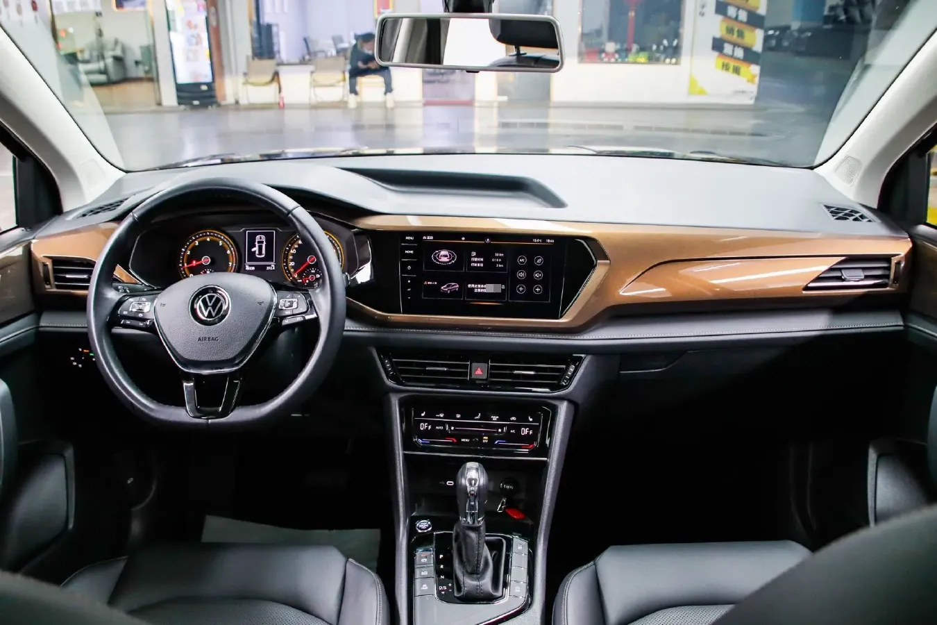 2021 Volkswagen Tharu 1.4T 150HP L4 7DCT,autocango,china used car exporter,china ev exporter,chinese used car exporter,chinese used ev exporter