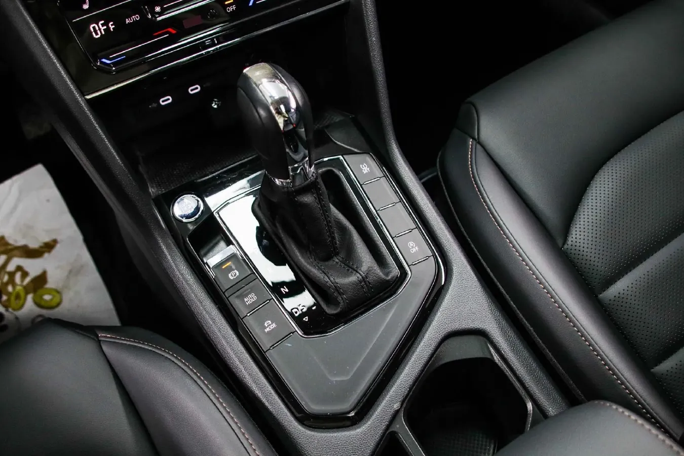 2021 Volkswagen Tharu 1.4T 150HP L4 7DCT,autocango,china used car exporter,china ev exporter,chinese used car exporter,chinese used ev exporter