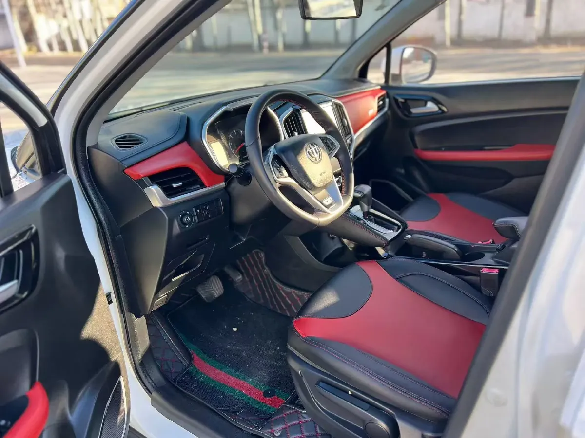 2016 Brilliance Auto V3 1.5L 112HP L4 5AT,autocango,china used car exporter,china ev exporter,chinese used car exporter,chinese used ev exporter