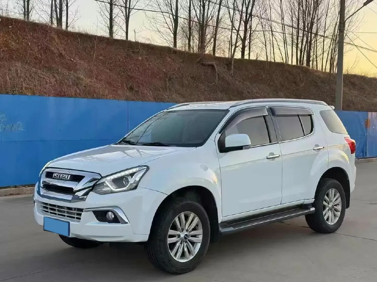 2020 Isuzu Mu-X 1.9T 166HP L4 6AT,autocango,china used car exporter,china ev exporter,chinese used car exporter,chinese used ev exporter