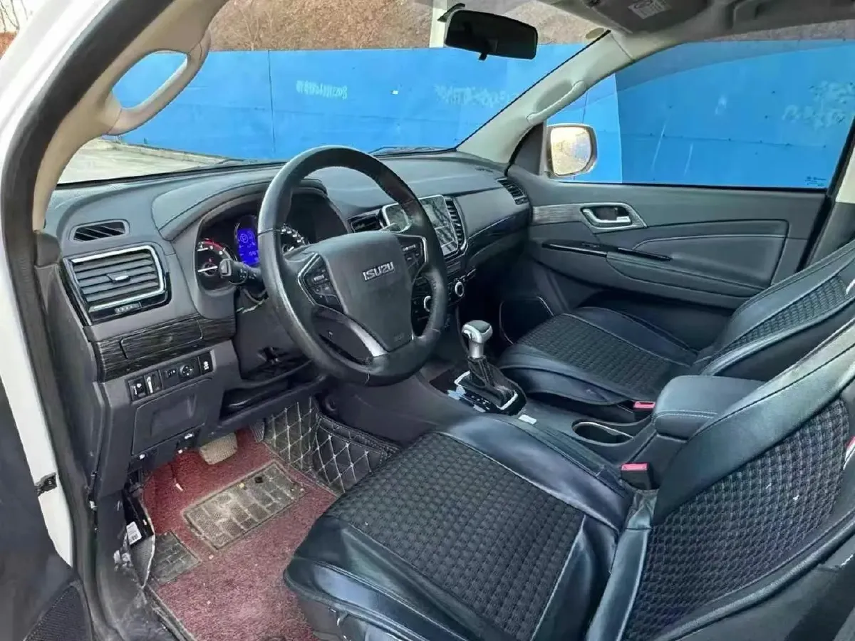 2020 Isuzu Mu-X 1.9T 166HP L4 6AT,autocango,china used car exporter,china ev exporter,chinese used car exporter,chinese used ev exporter