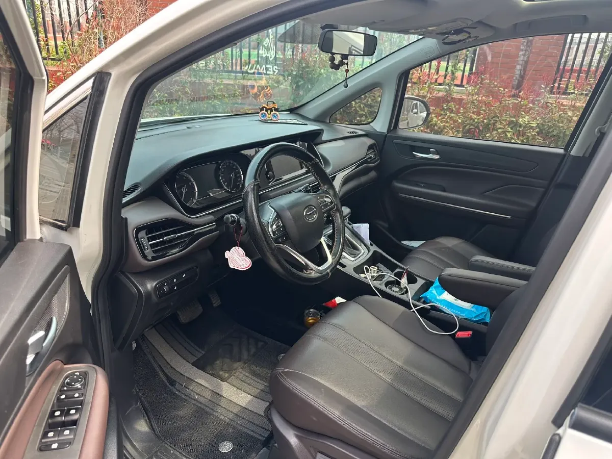 2021 GAC Trumpchi M6 1.5T 169HP L4 7DCT,autocango,china used car exporter,china ev exporter,chinese used car exporter,chinese used ev exporter