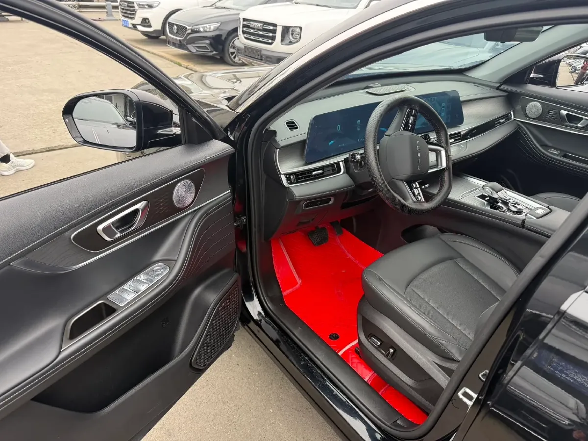 2022 Chery Tiggo 8 PRO 1.6T 197HP L4 7DCT,autocango,china used car exporter,china ev exporter,chinese used car exporter,chinese used ev exporter