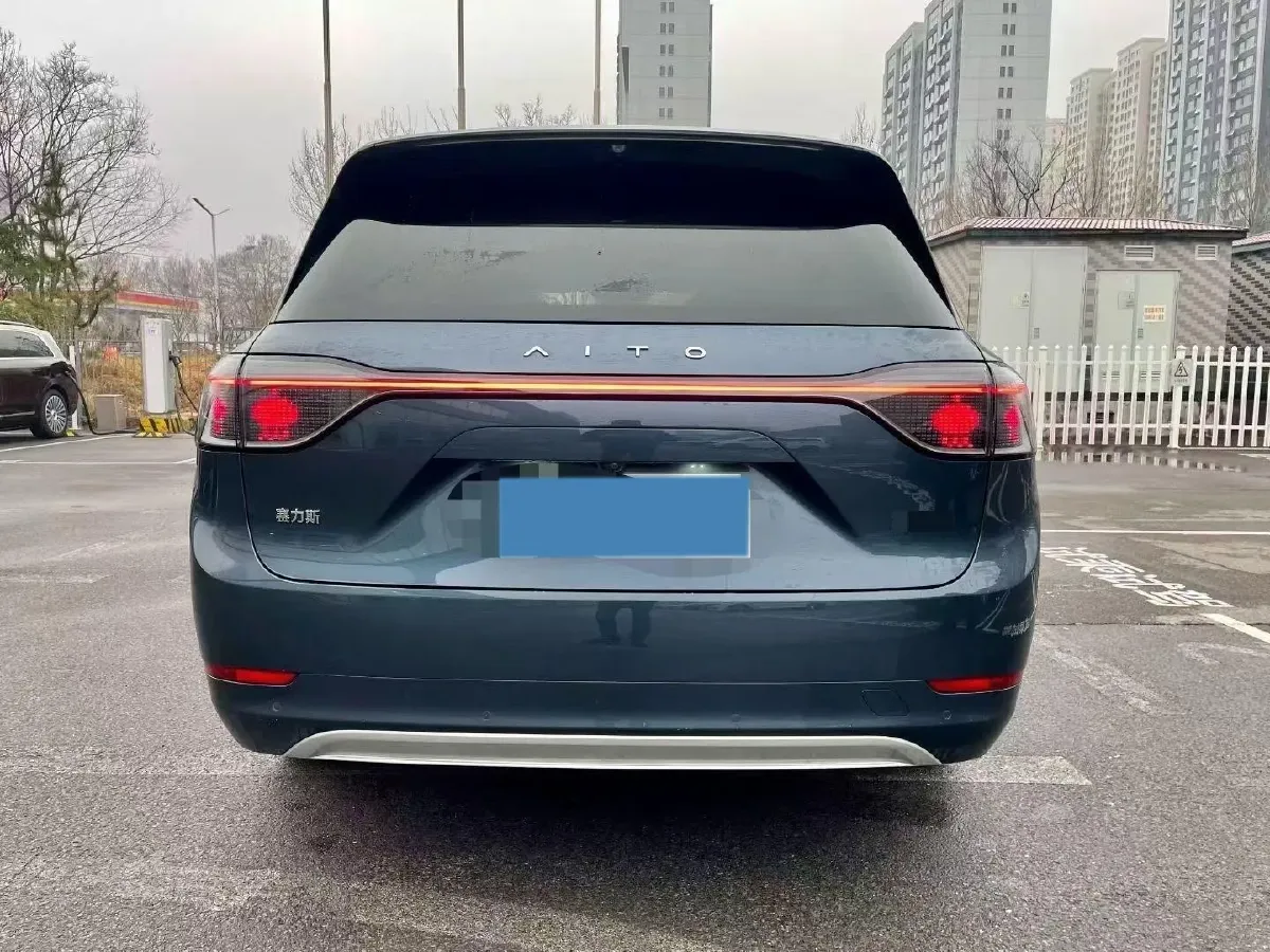 2024 AITO AITO M9 1.5T 152HP L4 REEV 42KWH,autocango,china used car exporter,china ev exporter,chinese used car exporter,chinese used ev exporter