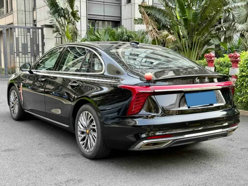 2023 HongQi H5 2.0T 224HP L4 8AT,autocango,china used car exporter,china ev exporter,chinese used car exporter,chinese used ev exporter