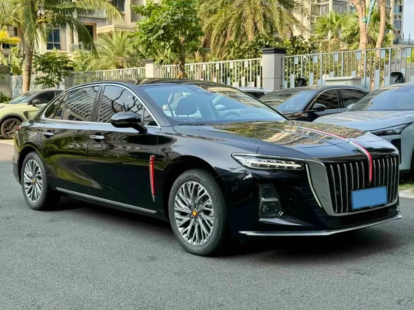 2023 HongQi H5 2.0T 224HP L4 8AT,autocango,china used car exporter,china ev exporter,chinese used car exporter,chinese used ev exporter