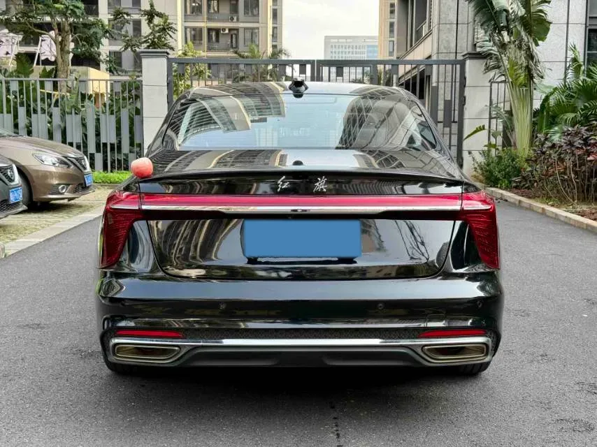 2023 HongQi H5 2.0T 224HP L4 8AT,autocango,china used car exporter,china ev exporter,chinese used car exporter,chinese used ev exporter