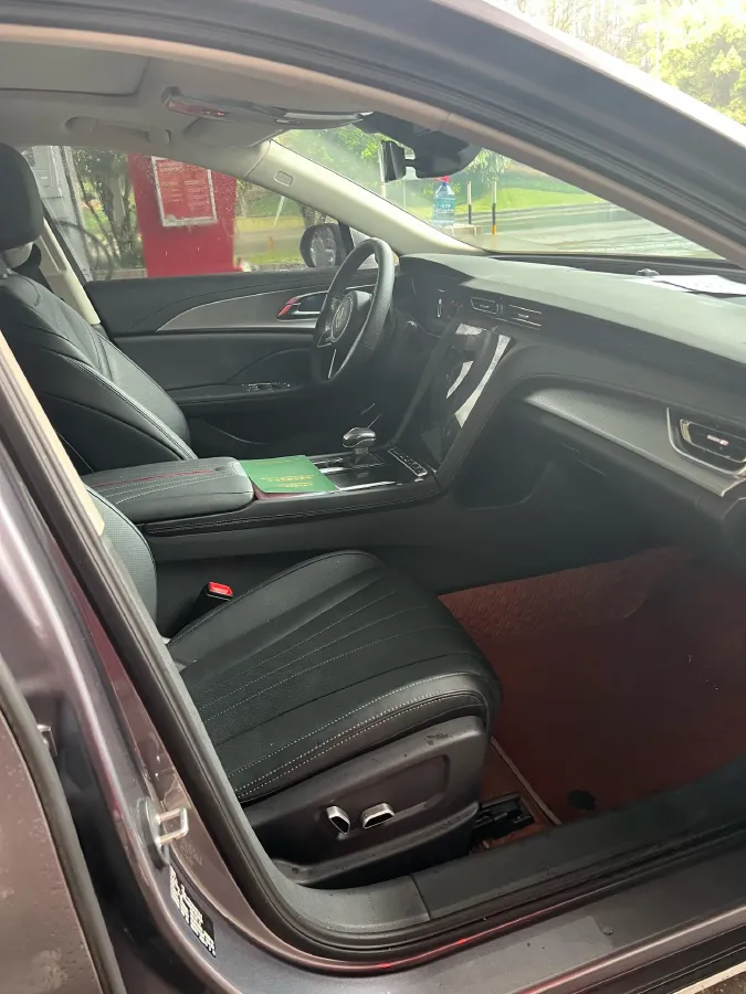 2023 HongQi H5 2.0T 224HP L4 8AT,autocango,china used car exporter,china ev exporter,chinese used car exporter,chinese used ev exporter