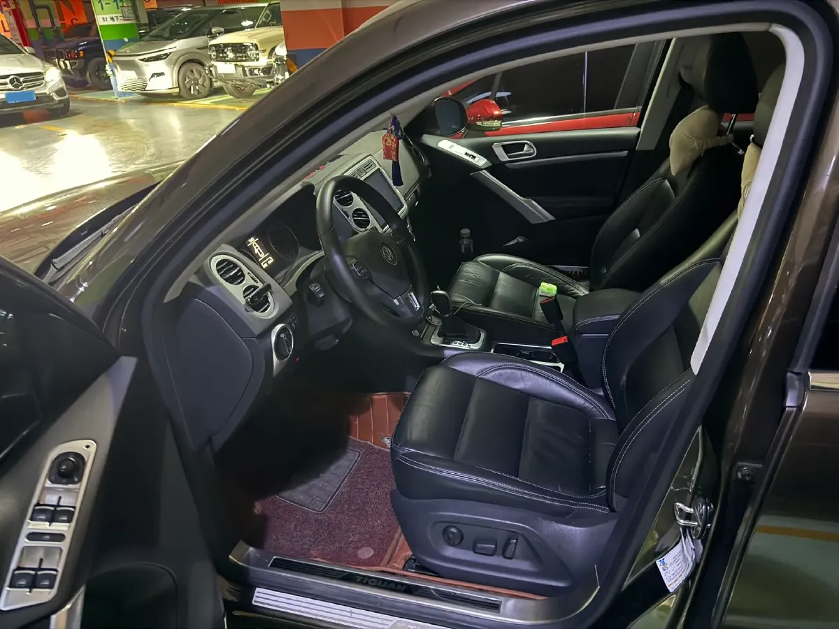 2016 Volkswagen Tiguan 1.8T 160HP L4 6AT,autocango,china used car exporter,china ev exporter,chinese used car exporter,chinese used ev exporter