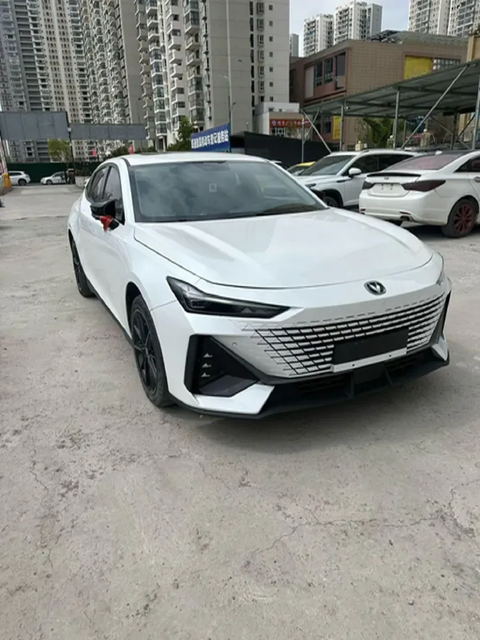 2023 ChangAn UNI-V iDD 1.5T 170HP L4 6TCT PHEV 18.4KWH,autocango,china used car exporter,china ev exporter,chinese used car exporter,chinese used ev exporter