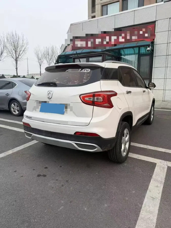 2017 BaoJun 510 1.5L 112HP L4 6MT,autocango,china used car exporter,china ev exporter,chinese used car exporter,chinese used ev exporter