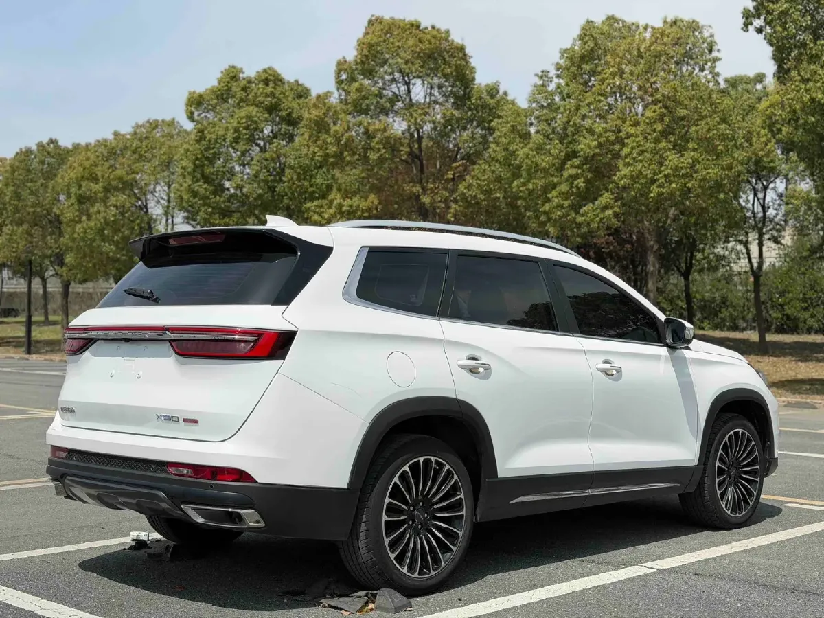 2021 Jetour X90 Plus 1.6T 197HP L4 7DCT,autocango,china used car exporter,china ev exporter,chinese used car exporter,chinese used ev exporter