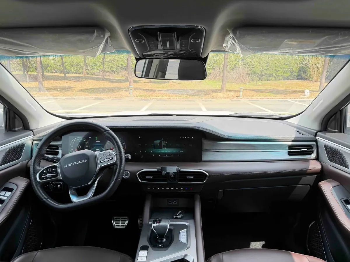 2021 Jetour X90 Plus 1.6T 197HP L4 7DCT,autocango,china used car exporter,china ev exporter,chinese used car exporter,chinese used ev exporter