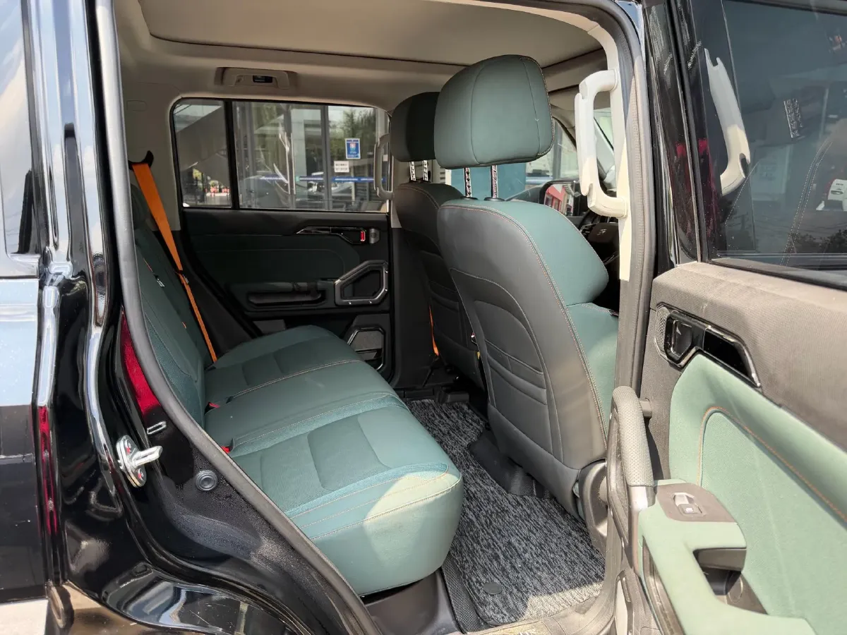 2023 Jetour Traveller 2.0T 254HP L4 7DCT,autocango,china used car exporter,china ev exporter,chinese used car exporter,chinese used ev exporter