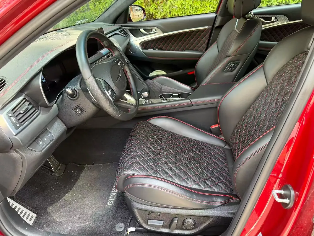 2023 Genesis G70 2.0T 245HP L4 8AT,autocango,china used car exporter,china ev exporter,chinese used car exporter,chinese used ev exporter