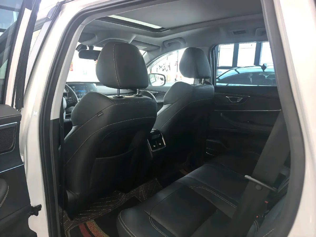 2025 Chery Tiggo 8 1.5T 156HP L4 6DCT,autocango,china used car exporter,china ev exporter,chinese used car exporter,chinese used ev exporter