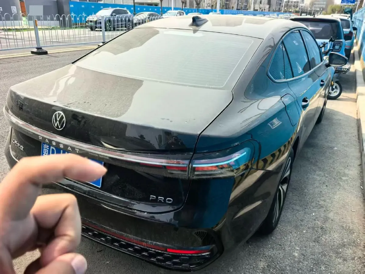 2025 Volkswagen Passat 2.0T 220HP L4 7DCT,autocango,china used car exporter,china ev exporter,chinese used car exporter,chinese used ev exporter