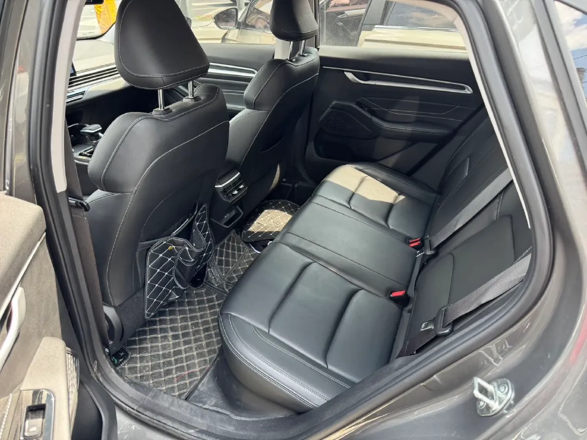 2025 Geely Emgrand 1.5L 127HP L4 CVT,autocango,china used car exporter,china ev exporter,chinese used car exporter,chinese used ev exporter