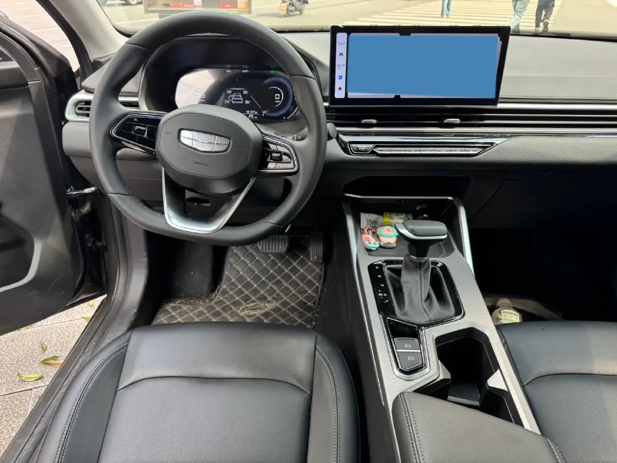 2025 Geely Emgrand 1.5L 127HP L4 CVT,autocango,china used car exporter,china ev exporter,chinese used car exporter,chinese used ev exporter