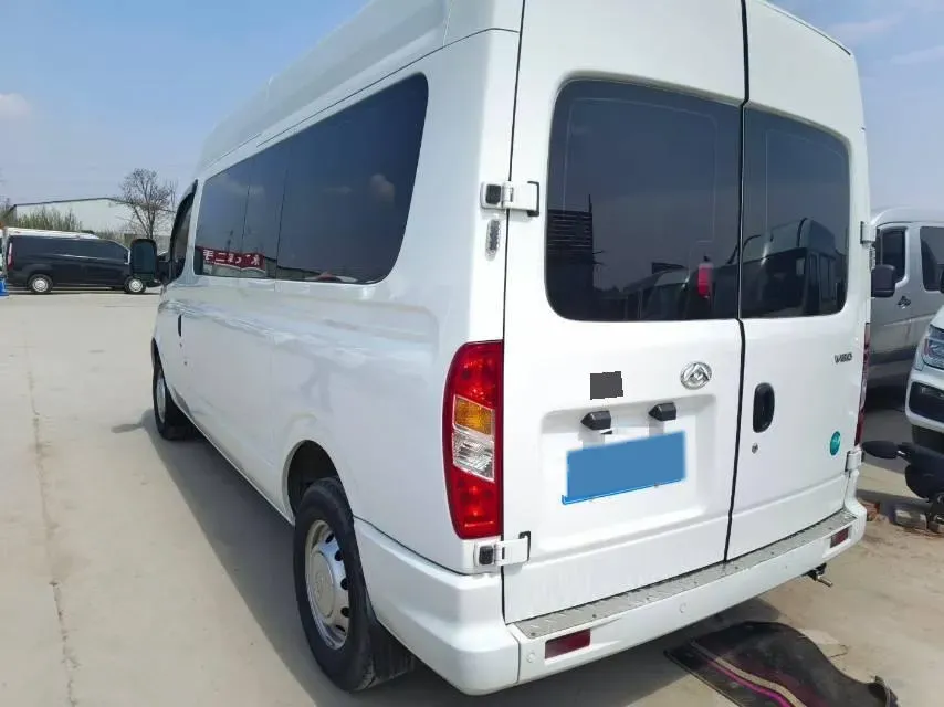 2021 MAXUS XinTu V80 2.0T 127HP L4 6MT,autocango,china used car exporter,china ev exporter,chinese used car exporter,chinese used ev exporter