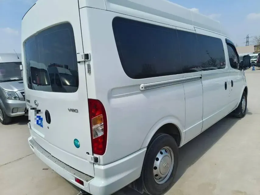 2021 MAXUS XinTu V80 2.0T 127HP L4 6MT,autocango,china used car exporter,china ev exporter,chinese used car exporter,chinese used ev exporter