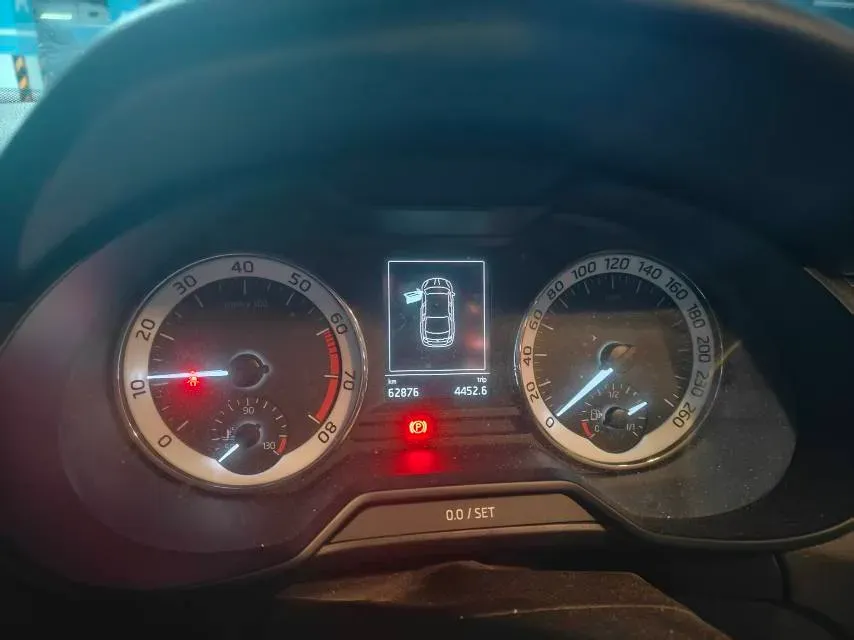 2019 Skoda Octavia 1.5L 116HP L4 6AT,autocango,china used car exporter,china ev exporter,chinese used car exporter,chinese used ev exporter