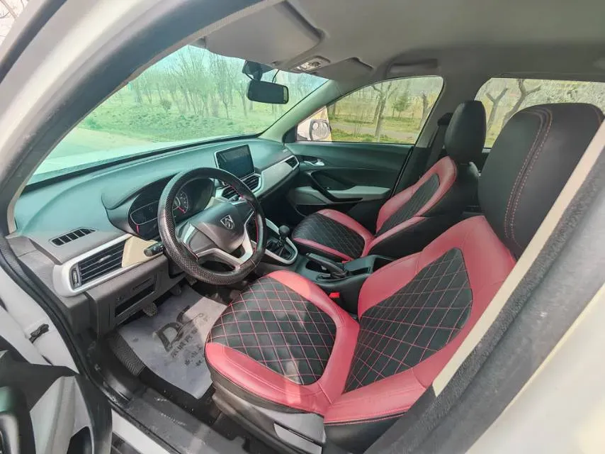 2021 BaoJun 510 1.5L 99HP L4 6MT,autocango,china used car exporter,china ev exporter,chinese used car exporter,chinese used ev exporter