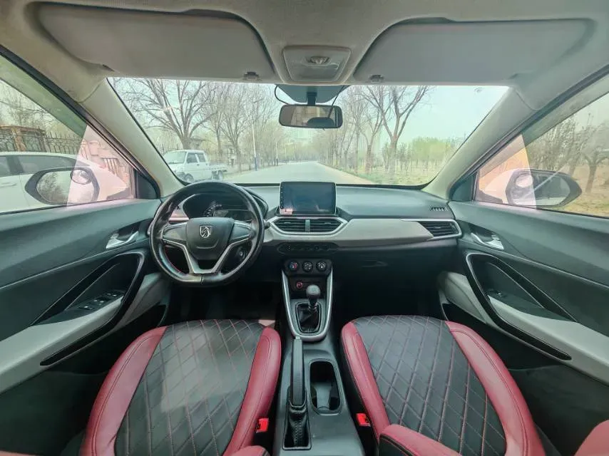 2021 BaoJun 510 1.5L 99HP L4 6MT,autocango,china used car exporter,china ev exporter,chinese used car exporter,chinese used ev exporter