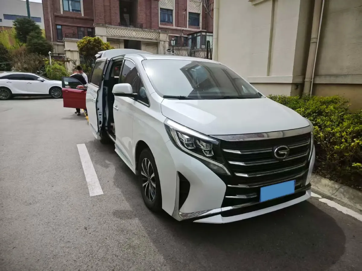 2023 GAC Trumpchi M8 2.0T 252HP L4 8AT,autocango,china used car exporter,china ev exporter,chinese used car exporter,chinese used ev exporter