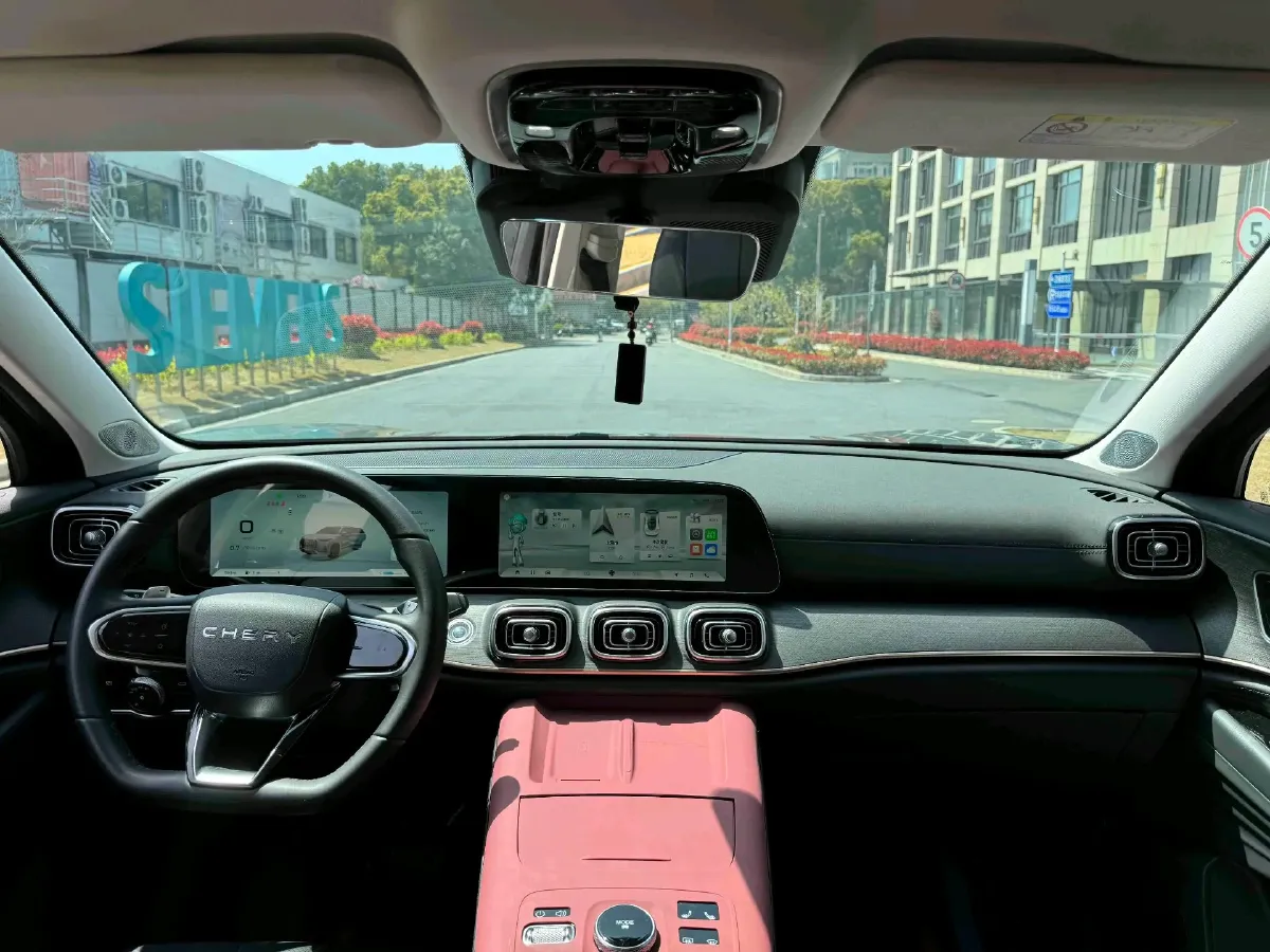 2023 Chery Tiggo 9 2.0T 261HP L4 7DCT,autocango,china used car exporter,china ev exporter,chinese used car exporter,chinese used ev exporter