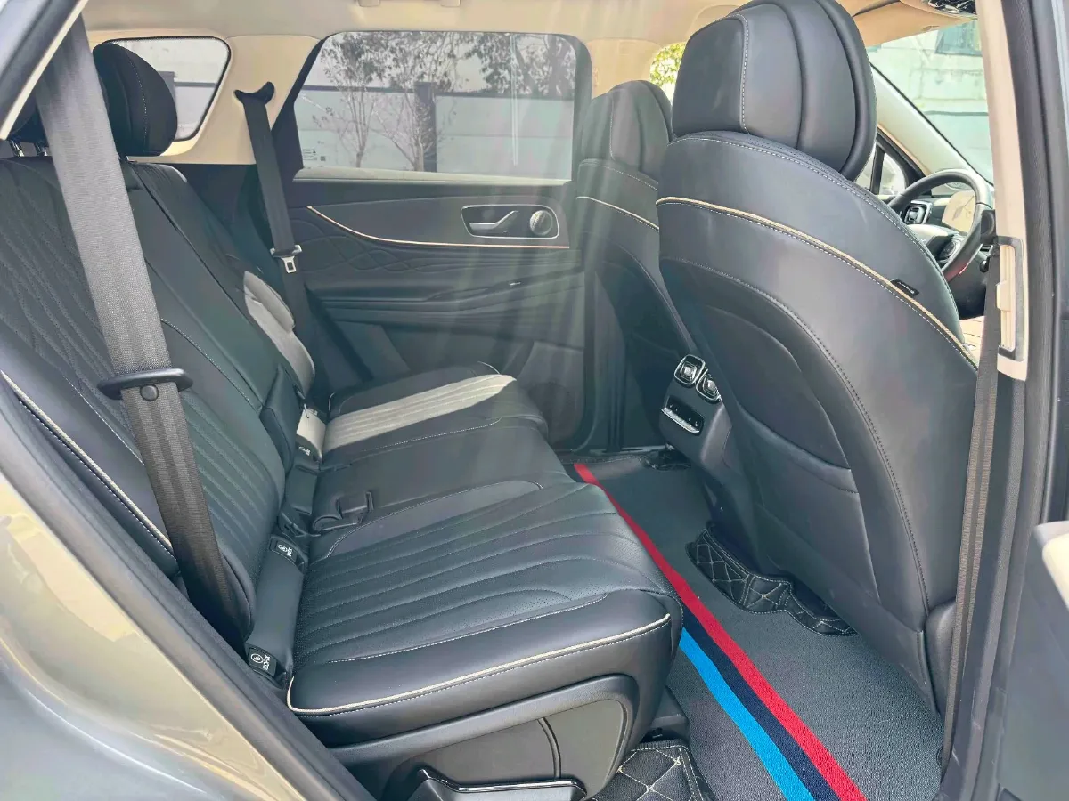 2023 Chery Tiggo 9 2.0T 261HP L4 7DCT,autocango,china used car exporter,china ev exporter,chinese used car exporter,chinese used ev exporter