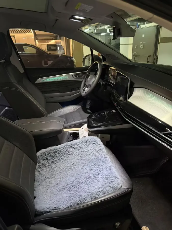 2023 Volkswagen Talagon 2.0T 220HP L4 7DCT,autocango,china used car exporter,china ev exporter,chinese used car exporter,chinese used ev exporter